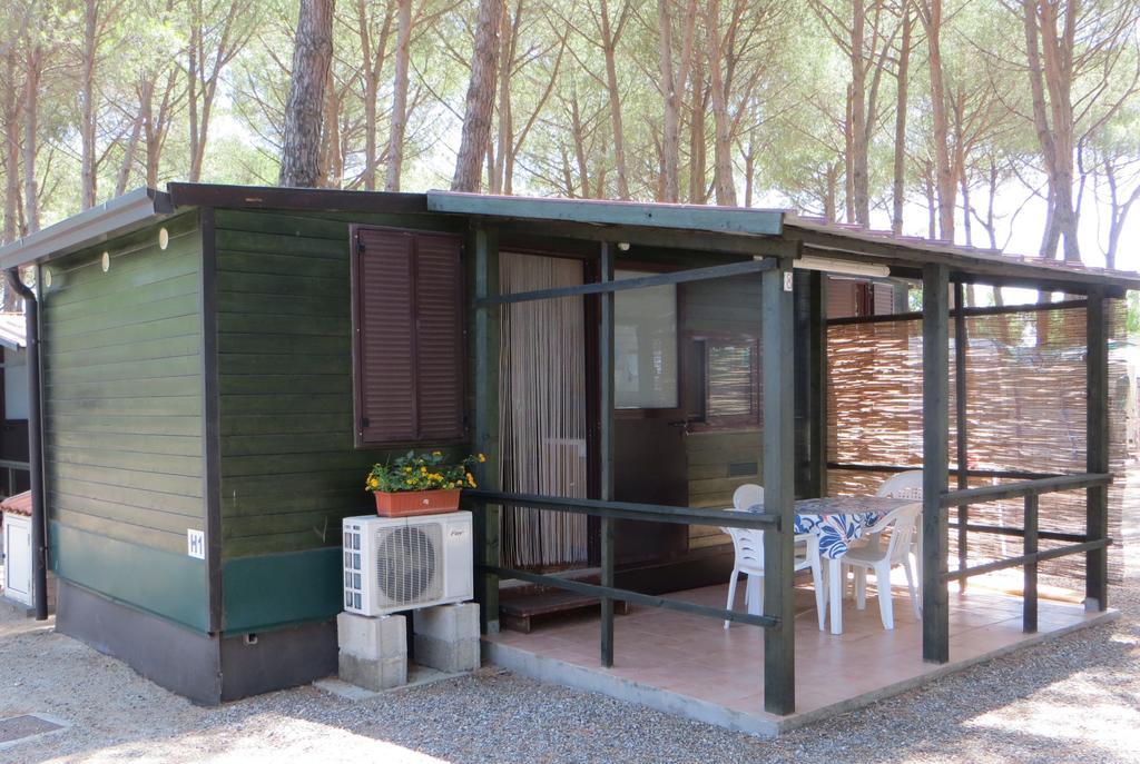 Villaggio Camping Lungomare Cropani Exteriör bild